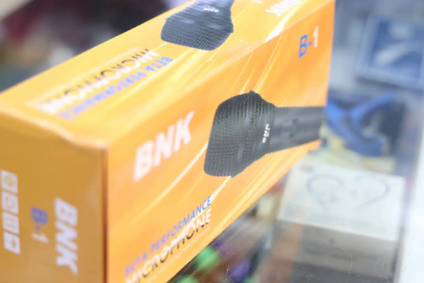 BNK B-1 Wired Cardioid Dynamic Vocal Microphone